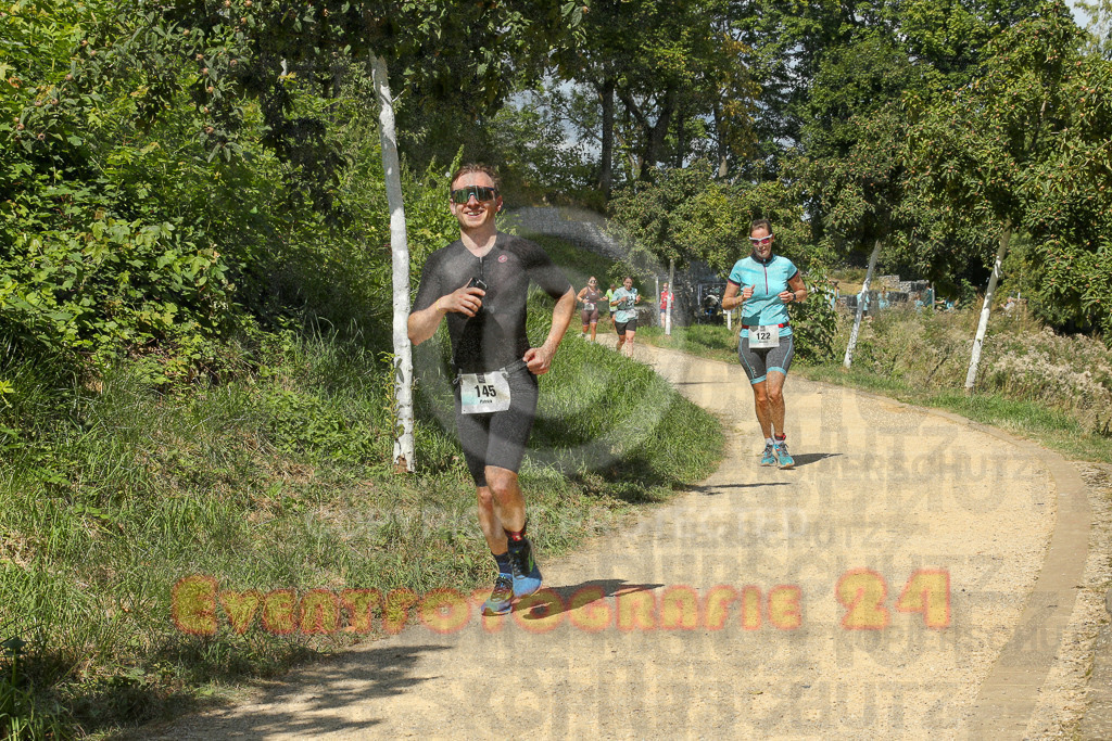 250824_1236_EX1_9877 | Sportfotografie im Rhein-Sieg Kreis, Köln, Bonn, NRW, Rheinland Pfalz, Hessen, etc. Unser Tätigkeitsfeld umfasst den Laufsport vom Volkslauf über den Marathon, Duathlon, Triathon bis zum Ultralauf wie Kölnpfad Ultra oder Schindertrail.