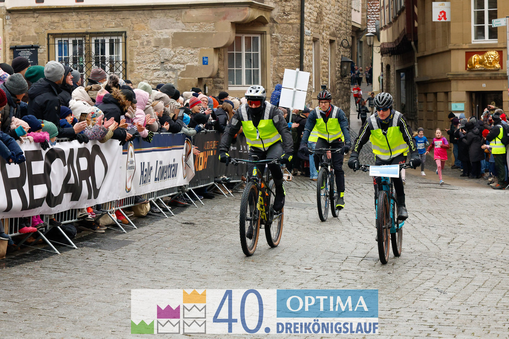 AOK JuniorCup 400m | 3koenigslauf 2026 - Realisiert mit Pictrs.com