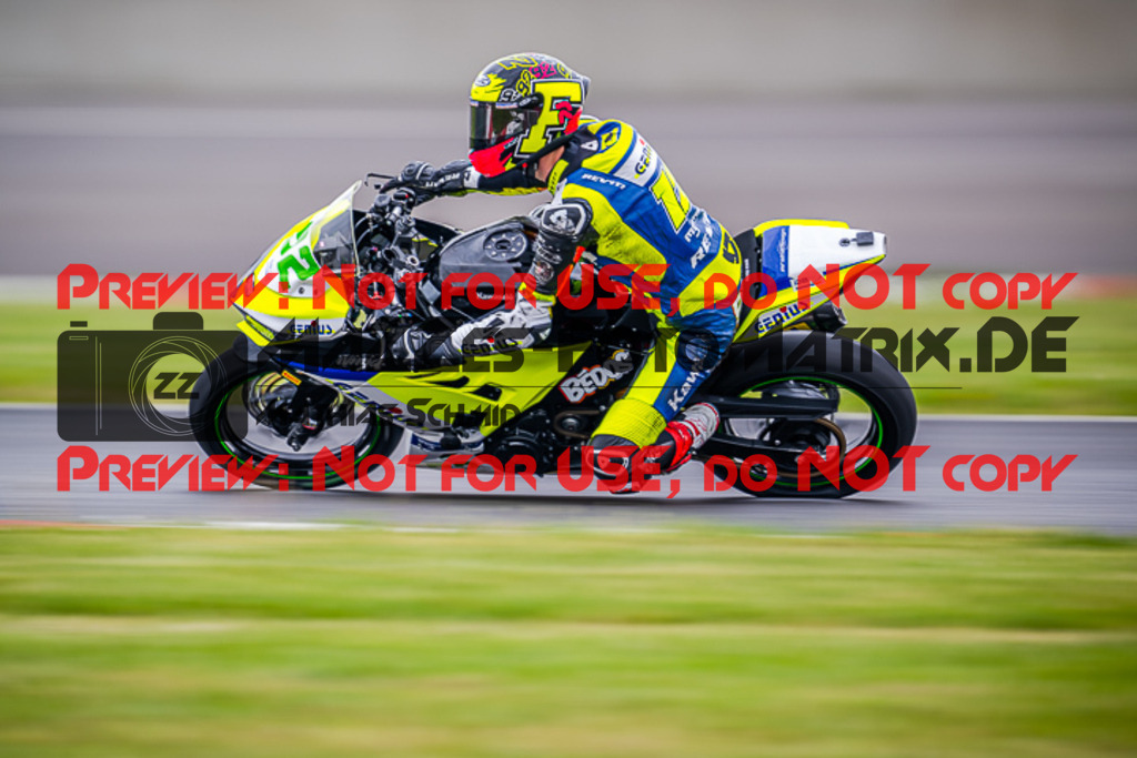 MaZZes_FotoMatrix_220508_91754 | Fotograf Mathias Schmid
Sportfotograf,
Eventfotograf,
Hochzeitsfotograf,
Portraitfotograf