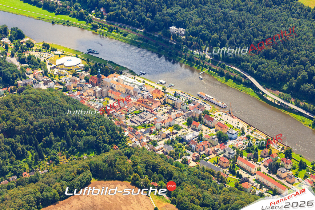 Die Luftaufnahme der Stadt Bad Schandau wurde vom UL-Flugzeug heraus erstellt ( keine Drohne )- hohe Auflösung für beste Qualität