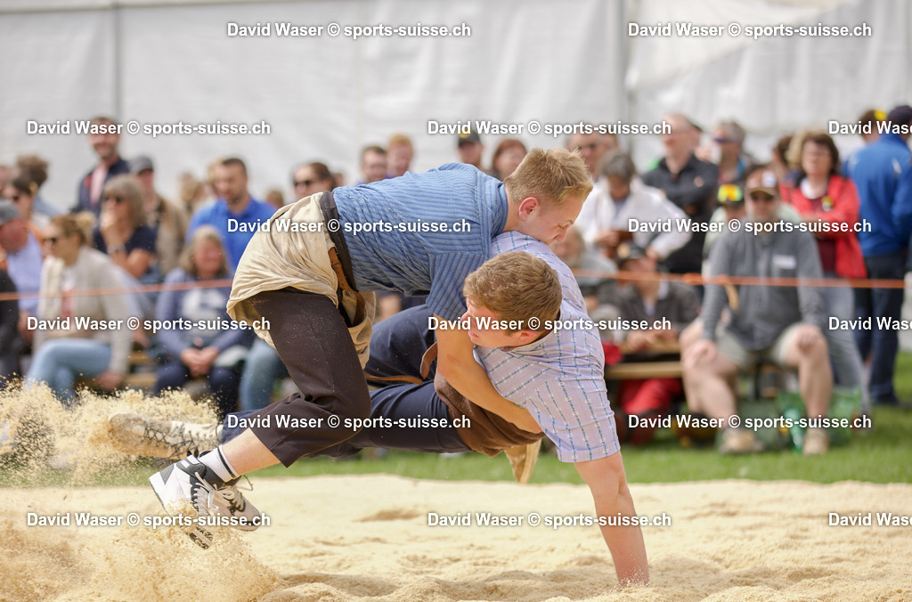 Leuenberger Gian - Pasquier Lo_c _ _ la F_te Cantonale Neuch_teloise de Dombresson le samedi 18.05.24 (3) | sports-suisse.ch