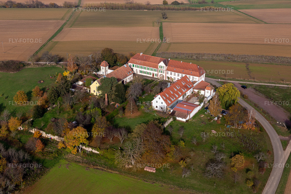 Luftbild: Werkstatt für verborgene Talente in Schweighofen im Bundesland Rheinland-Pfalz in Deutschland. Foto: IMG_123822.jpg vom 07.11.2020 durch Werner Riehm/FLY-FOTO.de