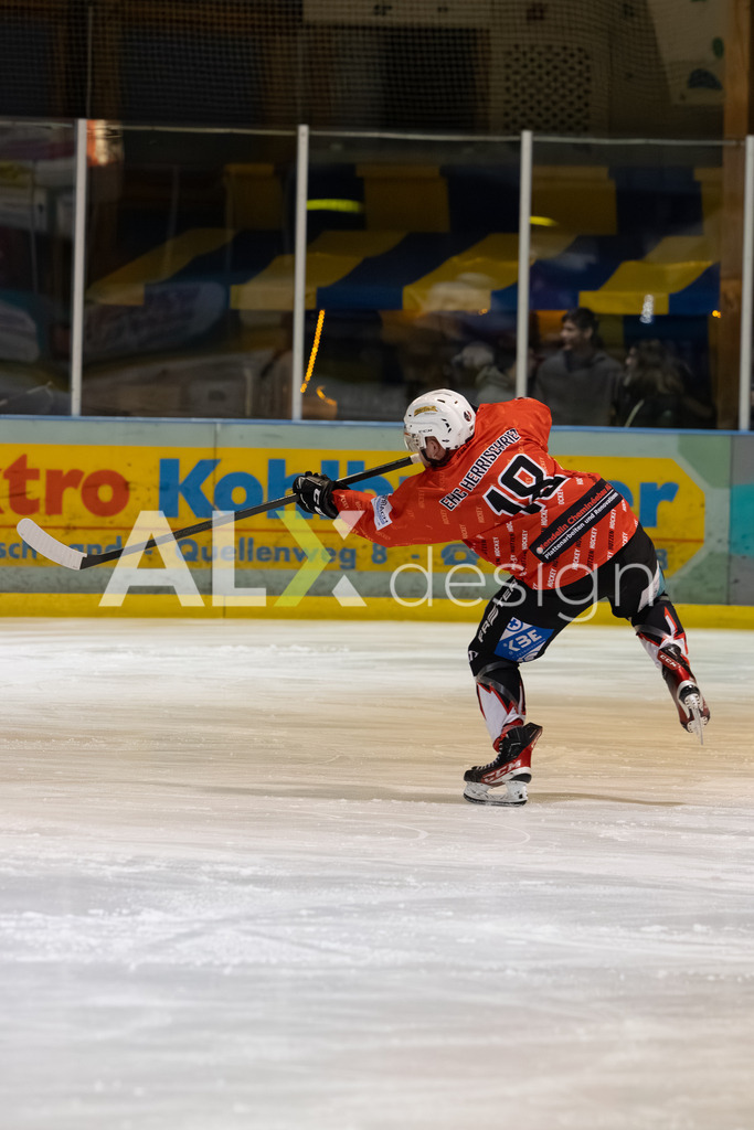 Eishockey I Herren I Saison 2025-2026 I Regio League | 3. Liga Regular Season Gr. 1 ZS | Men I 17. Spieltag I EHC Herrischried - HC Wohlen Freiamt I 01.02.2026 | Hochwertige Sportfotos kaufen & lizenzieren für Medien, Vereine, Agenturen & Sportler:innen. Entdecke professionelle Sportfotografie im Bildshop von Alexander Franzen. - Realisiert mit Pictrs.com