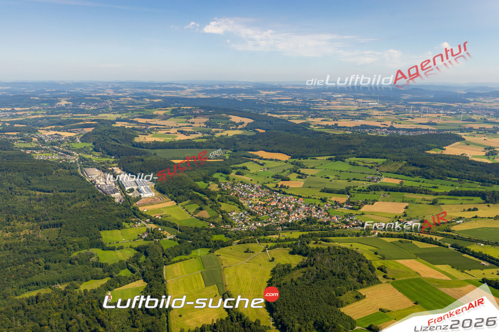 Luftaufnahme Sandebeck Steinheim - Die Luftaufnahme wurde 2025 vom UL-Flugzeug heraus erstellt ( ohne Drohne ) - Hochauflösende Luftaufnahme - für professionelle Ausdrucke geeignet. Die Geschenkidee !Mit Lizenz und Bildrechte bestellbar