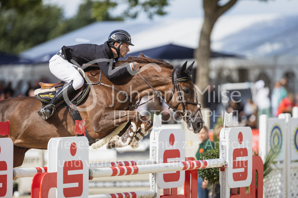 230730_BHO_GrosserPreis-546 | Deine schönsten Turniermomente als professionelle Fotos! Entdecke hochwertige Pferdesport-Fotografie im Online-Shop. Jetzt Fotos finden & bestellen!