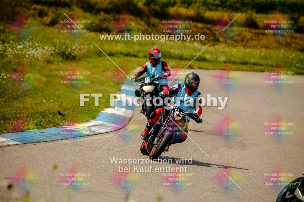 Chambley Juli-2955 | Hier findet Ihr Bilder von Touristenfahrten auf der Nürburgring Nordschleife oder von anderen Veranstaltungen die ich besucht habe. Viel Spass beim Durch Schauen 