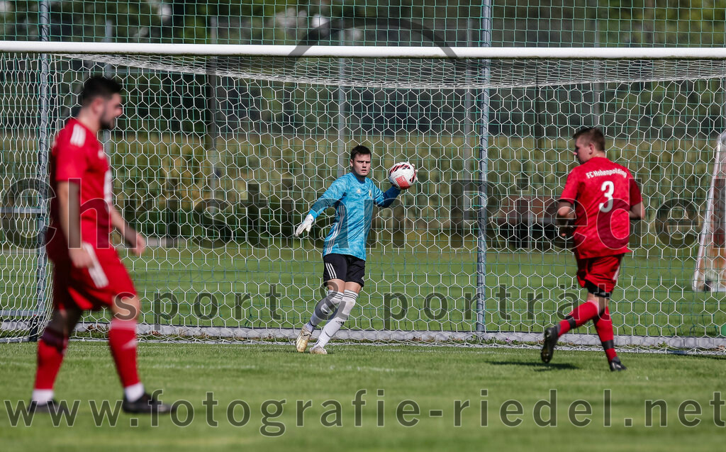 2023-09-10_068_TuS_Oberding_gegen_FC_Hohenpolding | Oberding, Deutschland, 10.09.2023:
Fußball, Kreisklasse 2023 / 2024, 6. Spieltag, TuS Oberding gegen FC Hohenpolding, Endergebnis: 1:1

Foto: Christian Riedel / fotografie-riedel.net