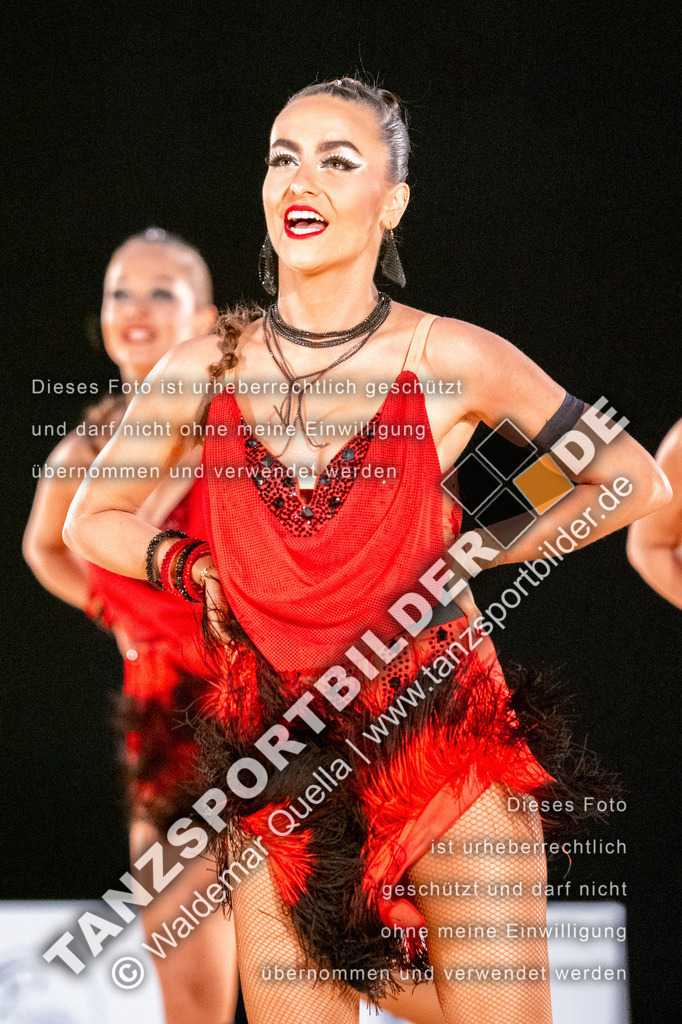20250504-00496 | Hier finden Sie Tanz Bilder vom Latein und Standard Formationen tanzen. Sportbilder vom Tanzsport. Schöne Fotos und von Weltmeisterschaft, Europameisterschaft, Bundesliga, Regionalliga, Oberliga und Landesliga sowie von GOC Stuttgart, DanceComp, WM Bremen