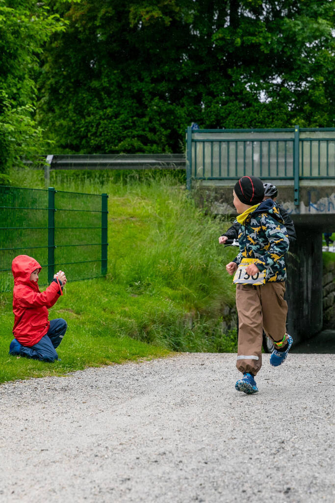 007_2025-05-25_Kinder | kc-photography - Realisiert mit Pictrs.com