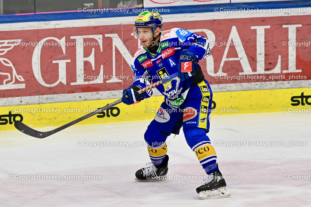 EC IDM WÄRMEPUMPEN VSV vs. HCB Südtirol Alperia | #72 John Hughes EC VSV, EC IDM WÄRMEPUMPEN VSV vs. HCB Südtirol Alperia, EC IDM WÄRMEPUMPEN VSV vs. HCB Südtirol Alperia am 28.12.2025 in Villach (Stadthalle Villach), Austria, (Photo by Bernd Stefan)