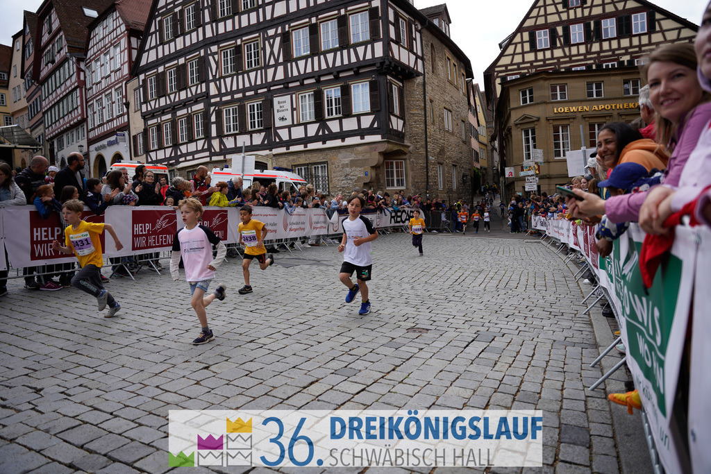 AOK Junior Cup 400m | 3Königslauf 2022 AOK Junior Cup 400m - Realisiert mit Pictrs.com