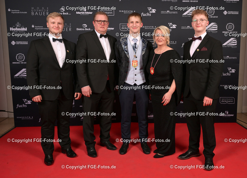 20250208-fge-hofball-0114 | Hofball der FGE am 08.02.2025 im Alten Stadttheater in Eichstätt. - Realisiert mit Pictrs.com