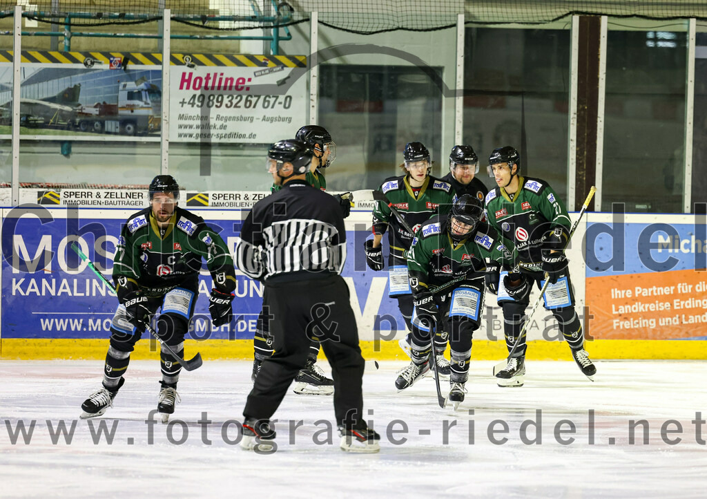 2022-10-23_022_TSV_Erding_gegen_ESC_Kempten | Erding, Deutschland, 23.10.2022:
Eishockey, Bayernliga 2022 / 2023, 7. Spieltag, TSV Erding gegen ESC Kempten, Endergebnis: 

Foto: Christian Riedel / fotografie-riedel.net