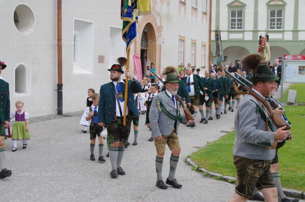 IMGP5526 | fotografiert von Axel PollmannLeonhardi Wallfahrt Benediktbeuern und Murnau, Fronleichnam, Fasching, Landschaft im Loisachtal und Benediktbeuern  - Realisiert mit Pictrs.com