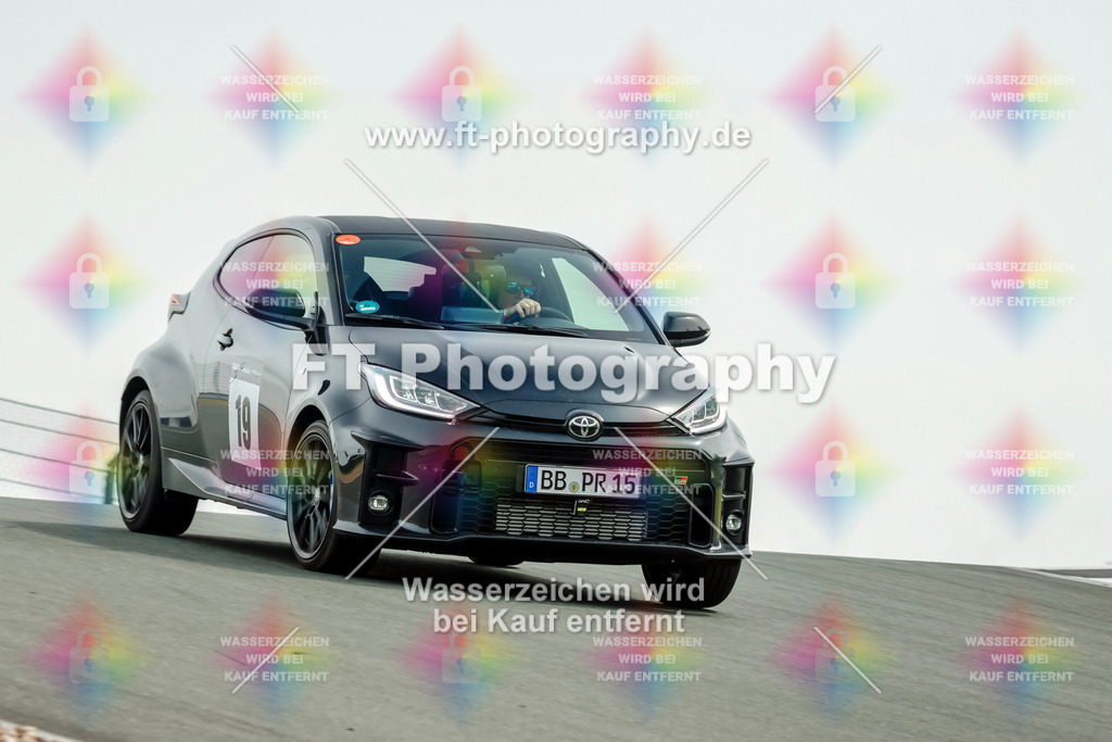 _GTS6119 | Hier findet Ihr Bilder von Touristenfahrten auf der Nürburgring Nordschleife oder von anderen Veranstaltungen die ich besucht habe. Viel Spass beim Durch Schauen 