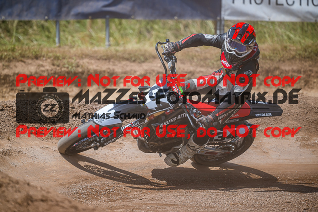 MaZZes_FotoMatrix_220619_3856 | S4