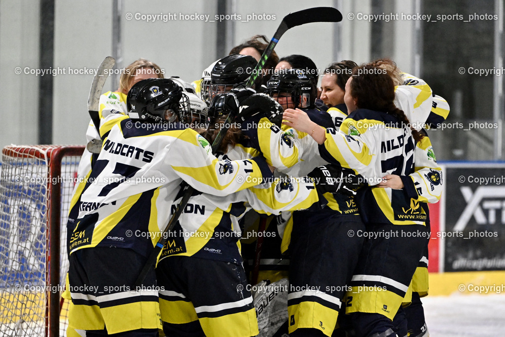 WILDCATS PATERNION & Lady Hawks Siegerehrung-Meisterfeier | Jubel Wildcats Paternion Mannschaft, WILDCATS PATERNION &amp; Lady Hawks Siegerehrung-Meisterfeier, WILDCATS PATERNION &amp; Lady Hawks Siegerehrung-Meisterfeier am 12.03.2025 in Steindorf (Ossiachersee Halle), Austria, (Photo by Bernd Stefan)