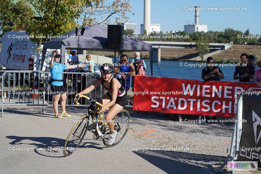 DSC00228 | Vienna Triathlon 2024                                        P3 Event                                                             #yourpictrs #sportshot_your_pictrs                 @Sportshotphotography                                     Photo Credit: www.sportshot.de