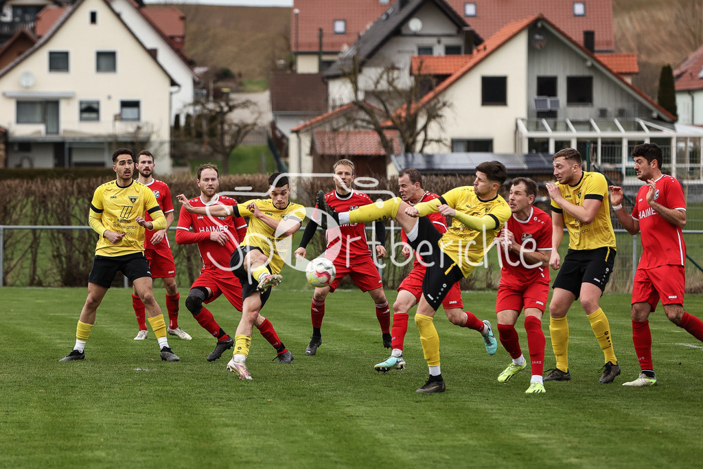 TSV Hollenbach - TSV Gersthofen | Professionelle Sportfotos aus den Bereichen Fußball, Eishockey, Handball und vieles mehr. Ob Sieg oder Niederlage