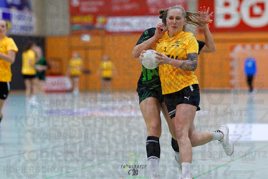 Frauen Oberliga Mitte (HHV); HSG Kleenheim/Langgöns II - HSG Eibelshausen/Ewersbach | Frauen Oberliga Mitte (HHV); HSG Kleenheim/Langgöns II - HSG Eibelshausen/Ewersbach am 01.11.2025 in Oberkleen (Weidig-Halle)Photo © 2025 - Jörg Heinrich - Realisiert mit Pictrs.com