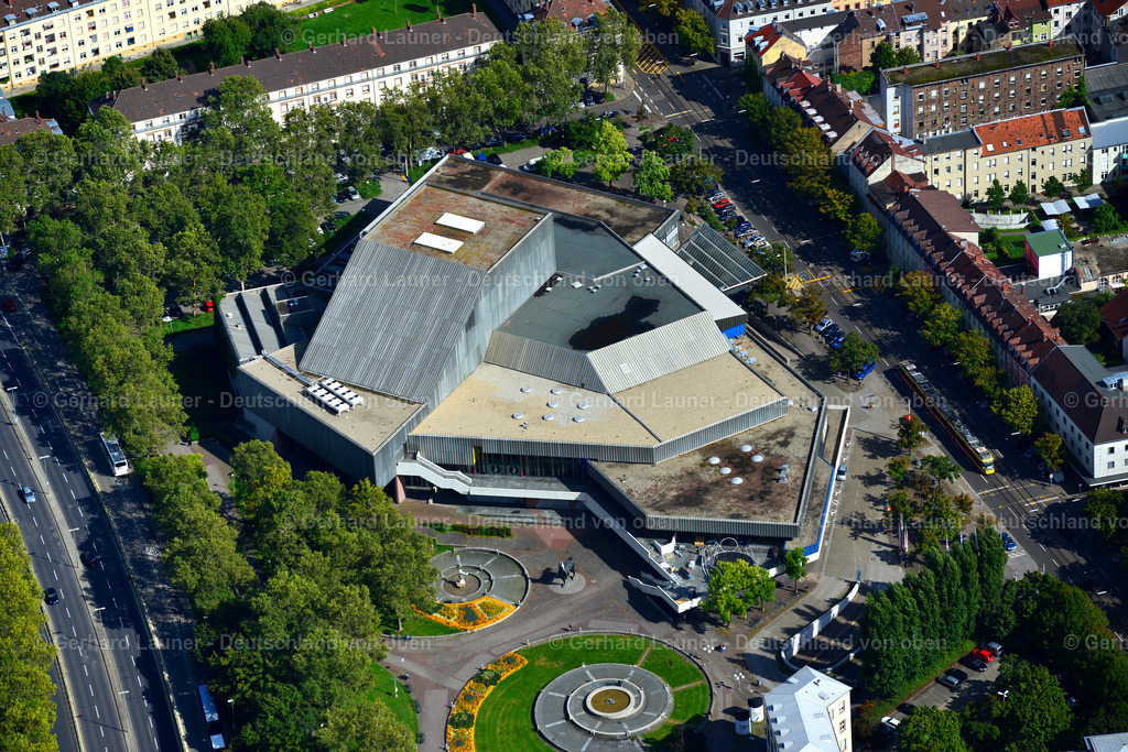 3390591 | Das Badische Staatstheater Karlsruhe ist ein Mehrspartentheater in Karlsruhe