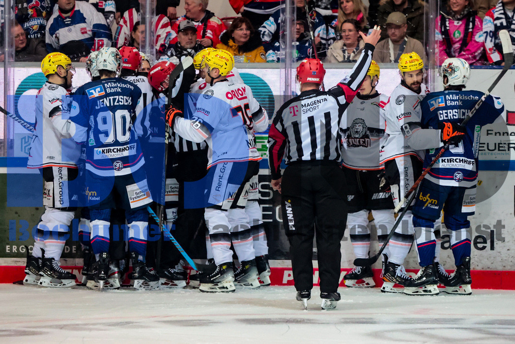 SES_ISEFRA20250130-16 | bond - Realisiert mit Pictrs.com