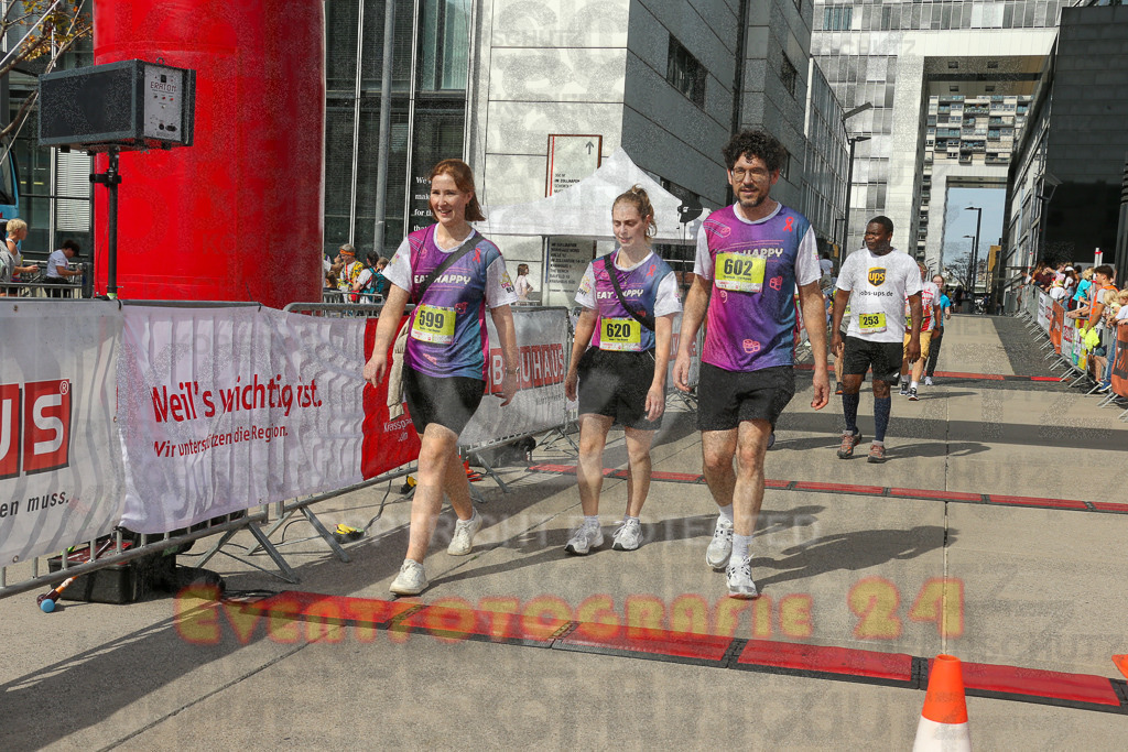 250920_1350_EX1_6823 | Sportfotografie im Rhein-Sieg Kreis, Köln, Bonn, NRW, Rheinland Pfalz, Hessen, etc. Unser Tätigkeitsfeld umfasst den Laufsport vom Volkslauf über den Marathon, Duathlon, Triathon bis zum Ultralauf wie Kölnpfad Ultra oder Schindertrail.