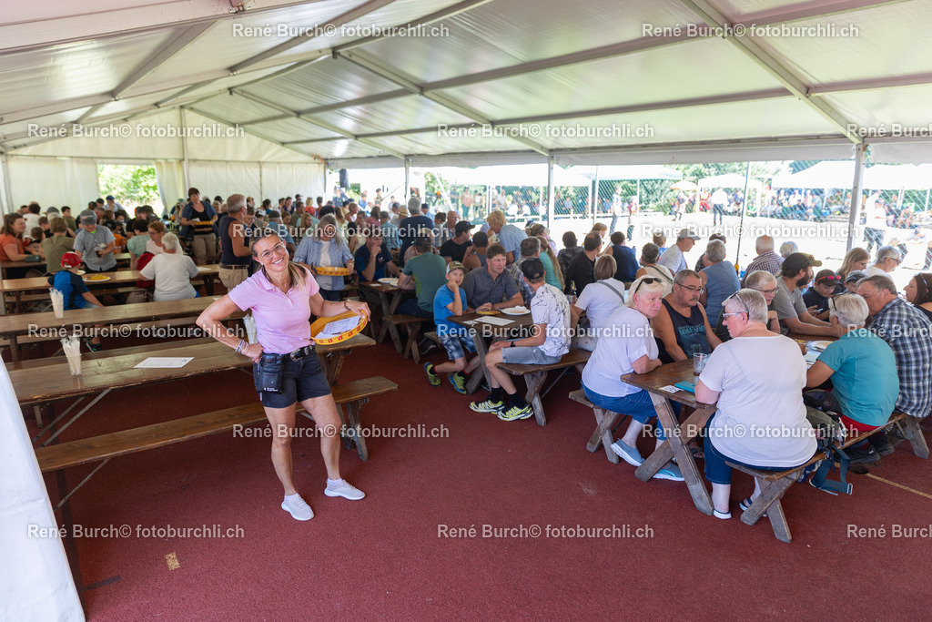 602A0337 | René Burch leidenschaftlicher Fotograf aus Kerns in Obwalden.  Hier finden sie Sport, Landschaft und Natur Fotografie.
 - Realisiert mit Pictrs.com