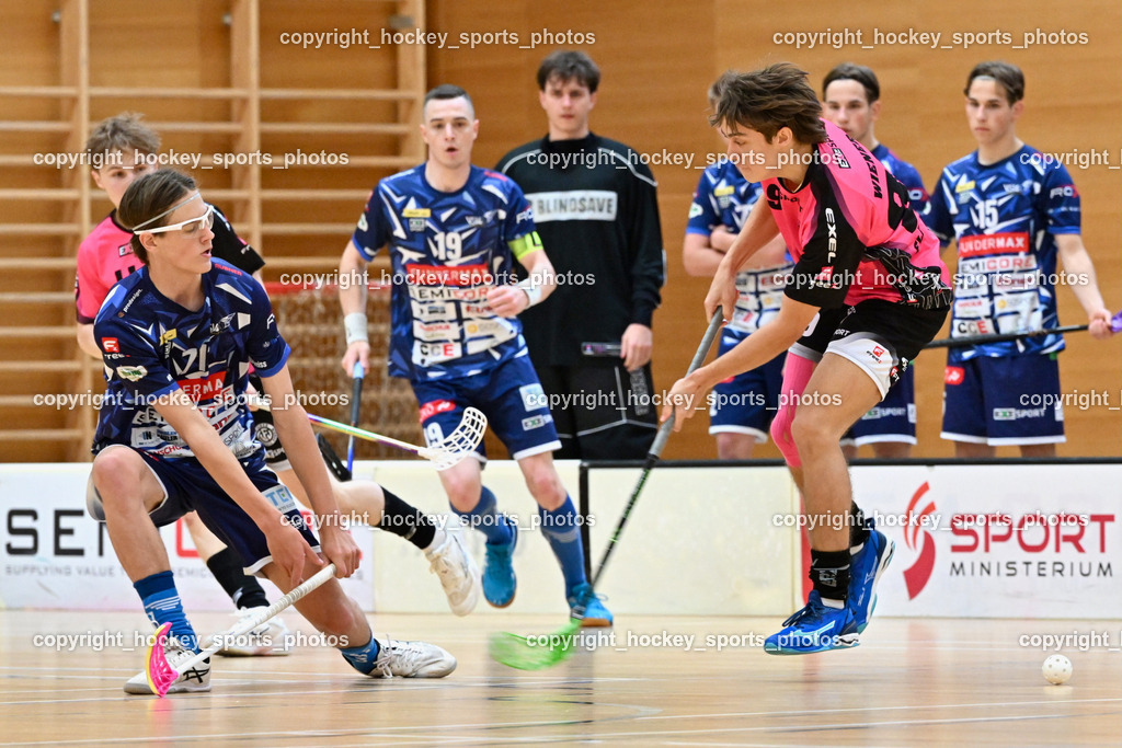 VSV Unihockey vs. Wiener Floorball Verein | #71 Leon Widnig VSV Unihockey, #95 FELSBERGER Niklas Wiener Floorballverein, VSV Unihockey vs. Wiener Floorball Verein, VSV Unihockey vs. Wiener Floorball Verein am 18.05.2025 in Villach (Ballspielhalle St. Martin), Austria, (Photo by Bernd Stefan)