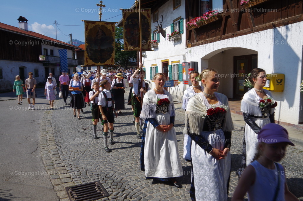 IMGP3547 | fotografiert von Axel PollmannLeonhardi Wallfahrt Benediktbeuern und Murnau, Fronleichnam, Fasching, Landschaft im Loisachtal und Benediktbeuern  - Realisiert mit Pictrs.com