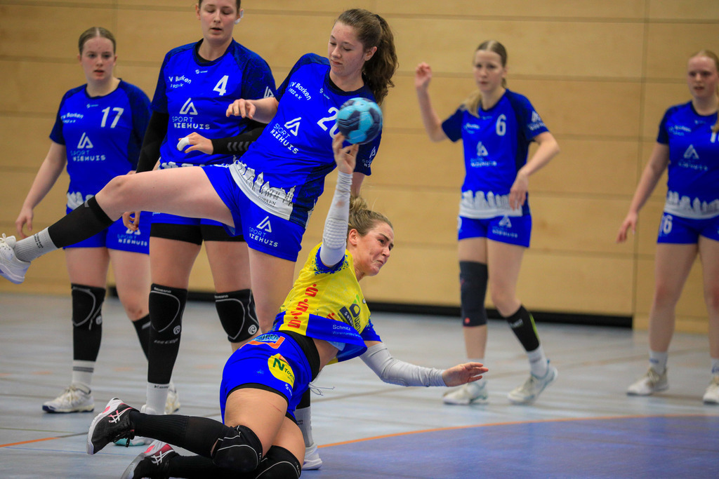 TvBorkenIII_SVN_161125_228 | Bildergalerie von Sport-Ereignissen aber auch von weiteren spannenden Dingen - nicht nur vom Niederrhein. In Anlehnung an den bekannten Spruch von Hanns Dieter Hüsch heißt das Motto: "Niederrhein ist überall".  - Realisiert mit Pictrs.com