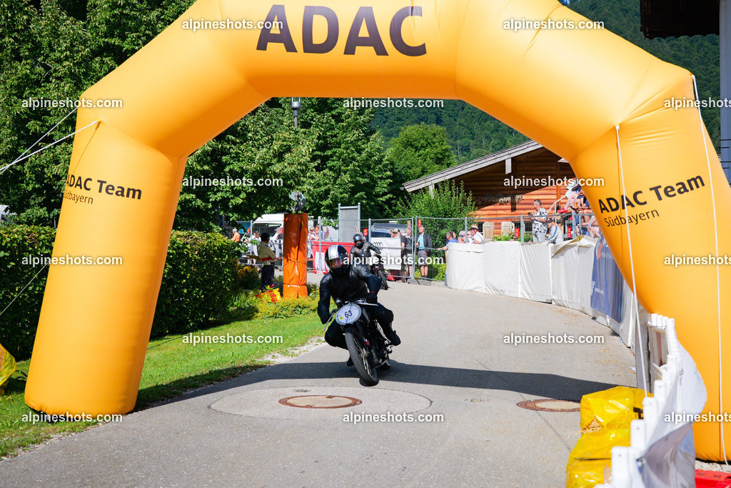 P1025914 | Erleben Sie atemberaubende, hochqualitative Fotos Ihrer Fahrt entlang der malerischen Alpenstraßen. Besuchen Sie alpineshots.com, um professionelle Aufnahmen Ihrer unvergesslichen Reise zu finden und zu kaufen - Realisiert mit Pictrs.com