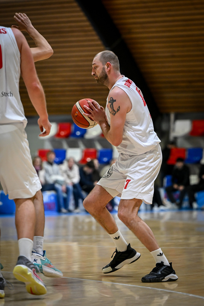 gml_084 | Fotos von Basketballspielen aus dem Raum NRW fotografiert von Gero Mueller-Laschet und Daniel Schaefer - Realisiert mit Pictrs.com