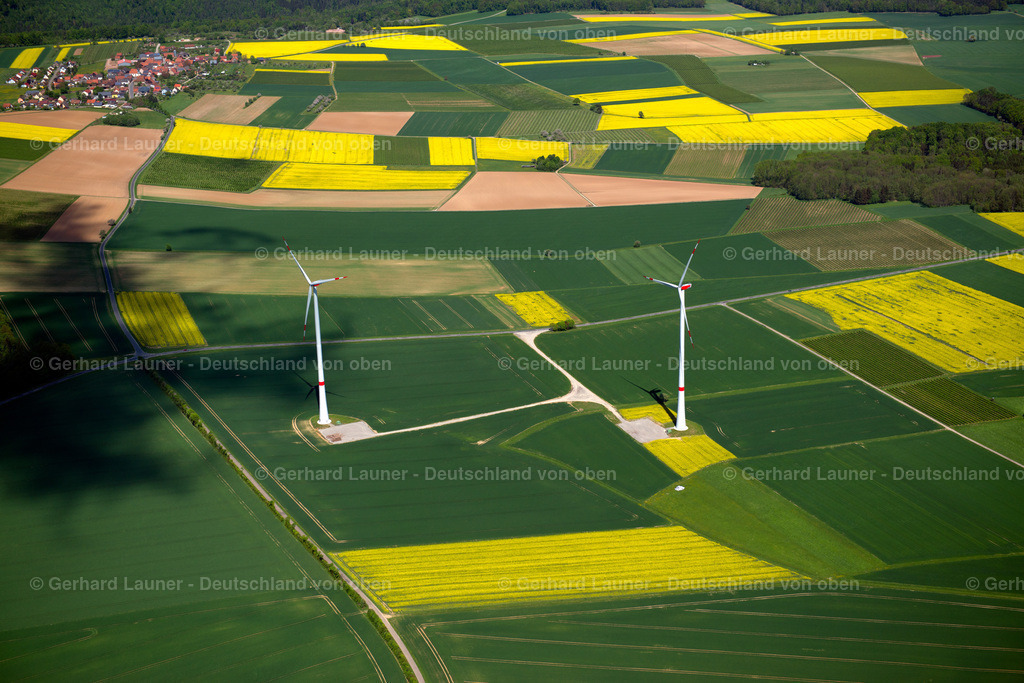 3500622 | Windräder bei Eichenbühl