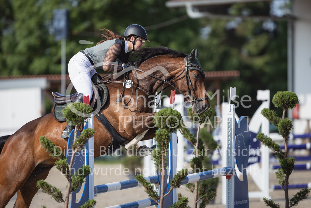 230624_PfSpTa_A2-Spr-175 | Deine schönsten Turniermomente als professionelle Fotos! Entdecke hochwertige Pferdesport-Fotografie im Online-Shop. Jetzt Fotos finden & bestellen!