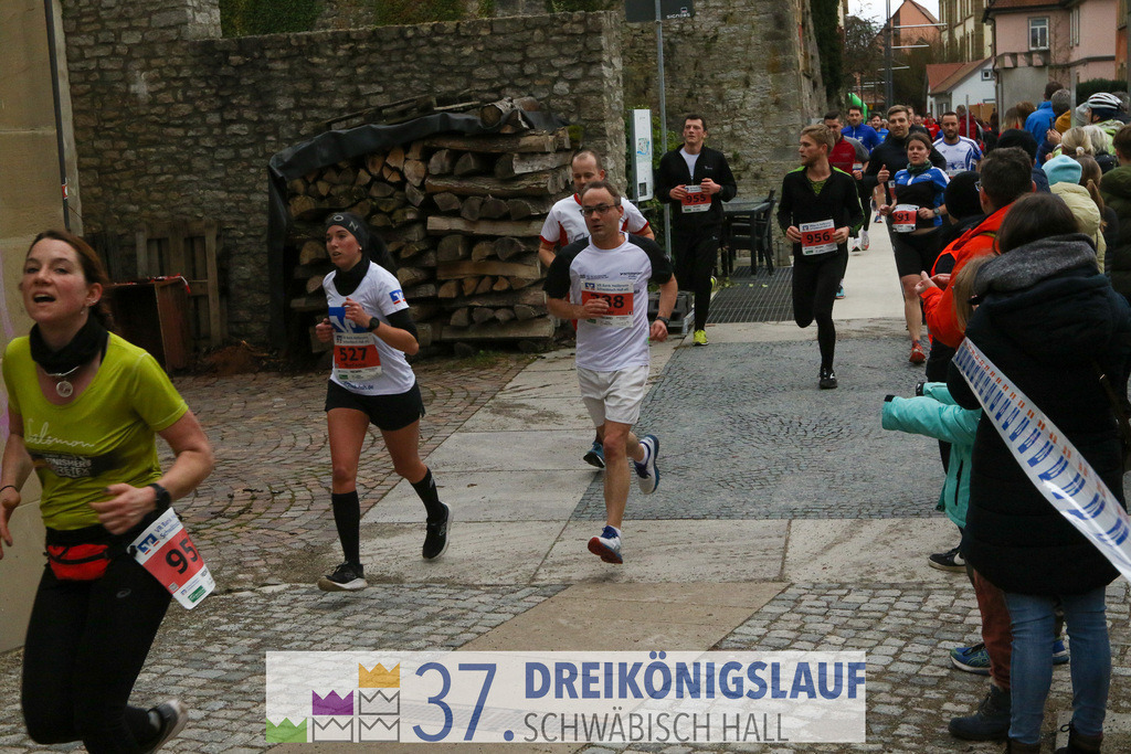 VR Bank Hauptlauf 10000m | 3 Koenigslauf 2023 - Realisiert mit Pictrs.com