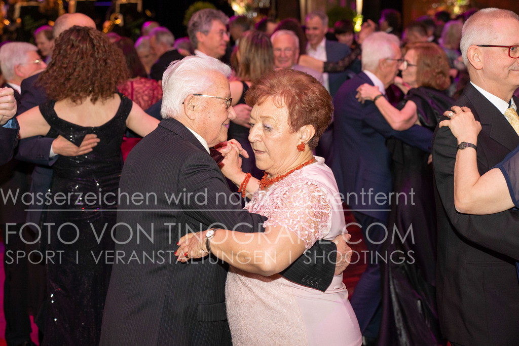 CCC_Frühlingsball_Parkett_byTINOGRRAFIE-8 | (c) TINOGRAFIE.COM