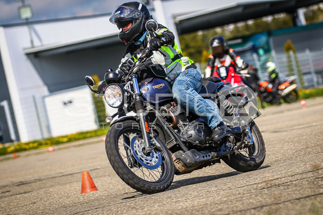 0011-260419_NOE-055_11 | Deine Full-Service-Agentur für ✔️Videoproduktionen und ✔️Motorsportfotografie Jetzt Angebot anfragen!