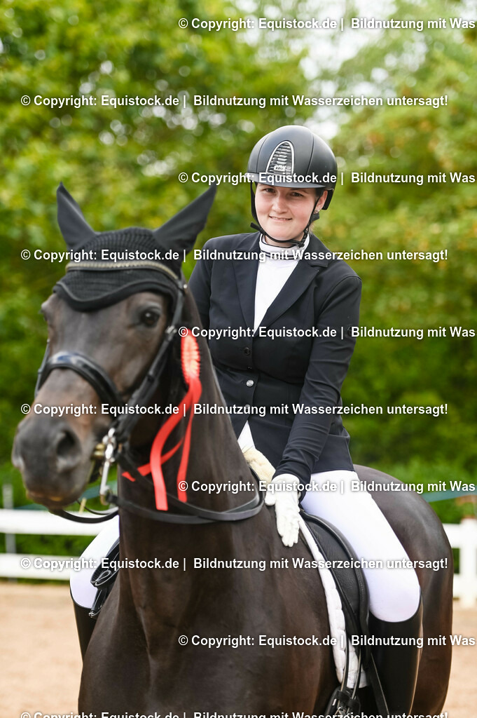 20230716_01_Dressurprüfung Kl.M_0676 | equistock