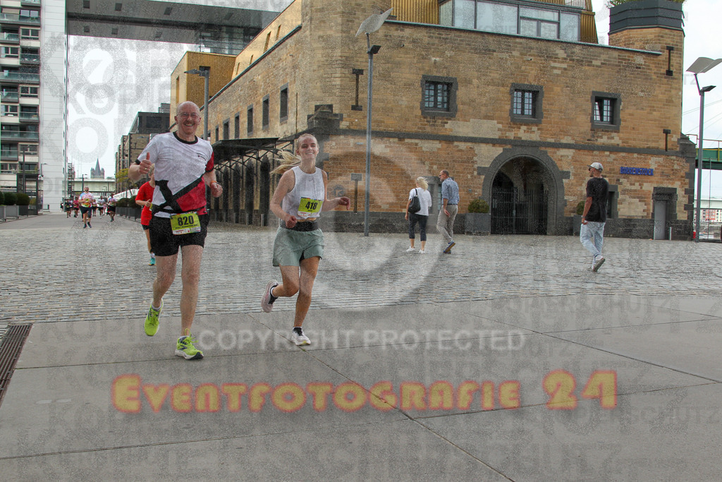 250920_1530_EV4_8994 | Sportfotografie im Rhein-Sieg Kreis, Köln, Bonn, NRW, Rheinland Pfalz, Hessen, etc. Unser Tätigkeitsfeld umfasst den Laufsport vom Volkslauf über den Marathon, Duathlon, Triathon bis zum Ultralauf wie Kölnpfad Ultra oder Schindertrail.