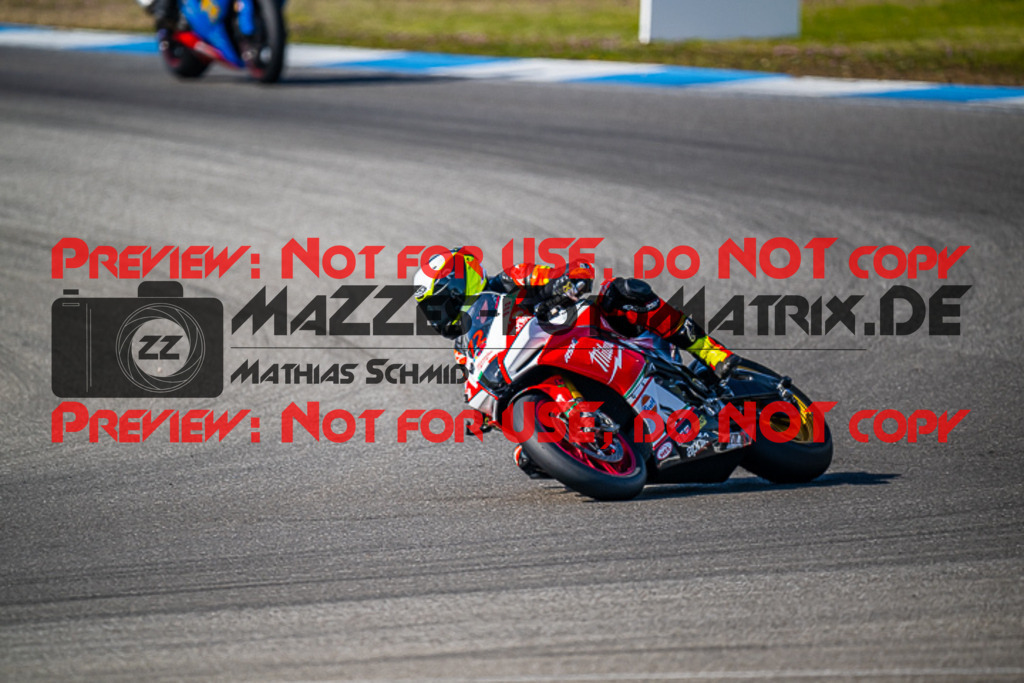 MaZZes_FotoMatrix_230410_4873 | ROT