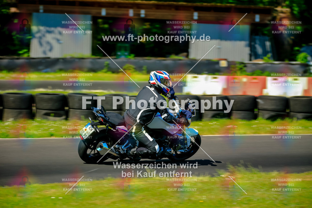 _NBG3975 | Hier findet Ihr Bilder von Touristenfahrten auf der Nürburgring Nordschleife oder von anderen Veranstaltungen die ich besucht habe. Viel Spass beim Durch Schauen 