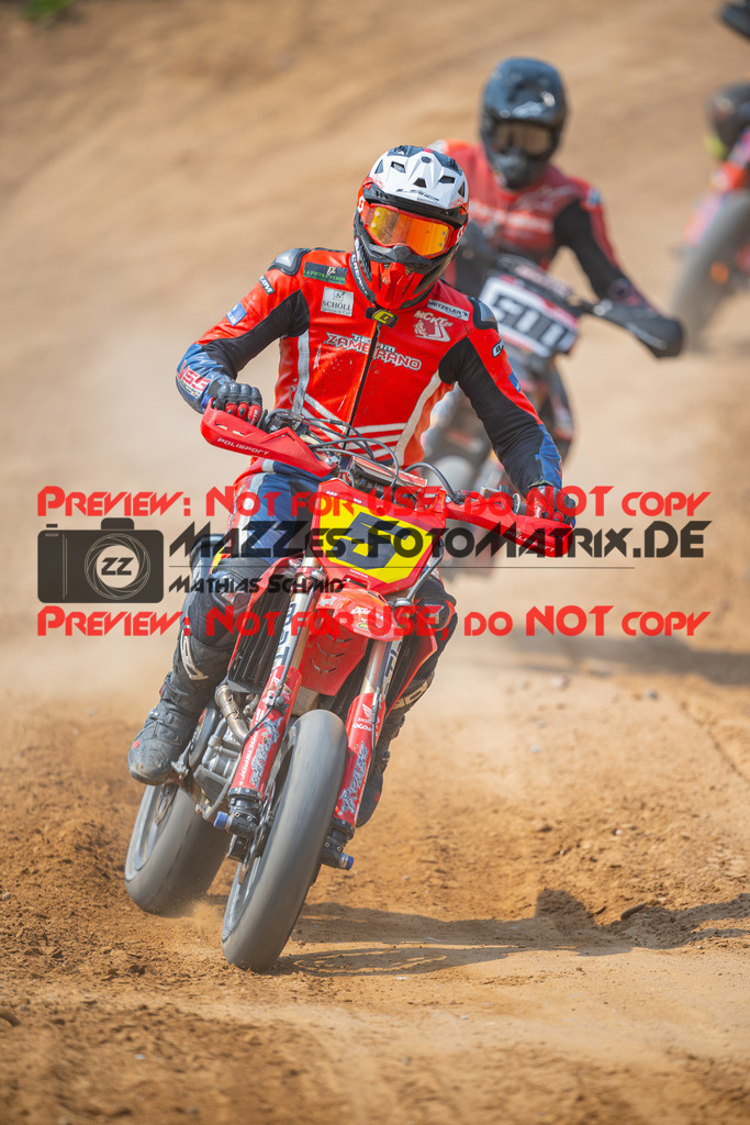 MaZZes-Fotomatrix-20260816-614831 | S2