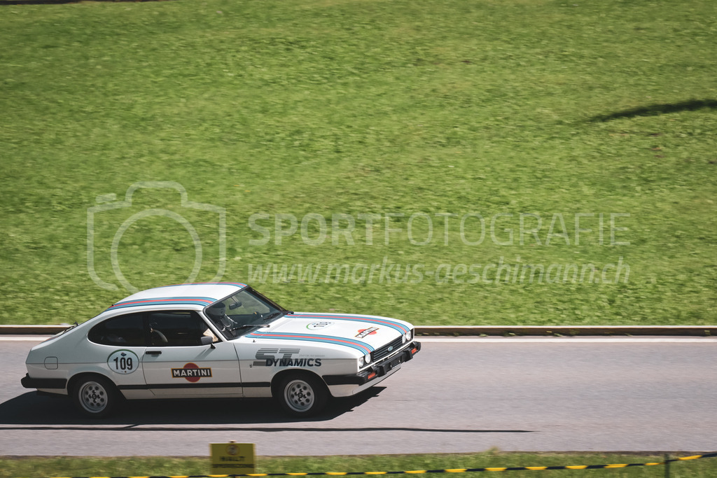 21. Arosa ClassicCar 2025 - 6. =September= 2025 | Sefik Dacic aus Wollerau (SUI) in einem Ford Capri 2.3 Ghia aus dem Jahre 1981 mit Startnummer 109 am Arosa ClassicCar 2025 in der Kategorie Alpine Performance..@arosaclassiccar, @arosa.official, #arosaclassiccar, #arosa, #76curves, #classiccarBild: Sportfotografie Markus Aeschimann | www.markus-aeschimann.ch - Realisiert mit Pictrs.com