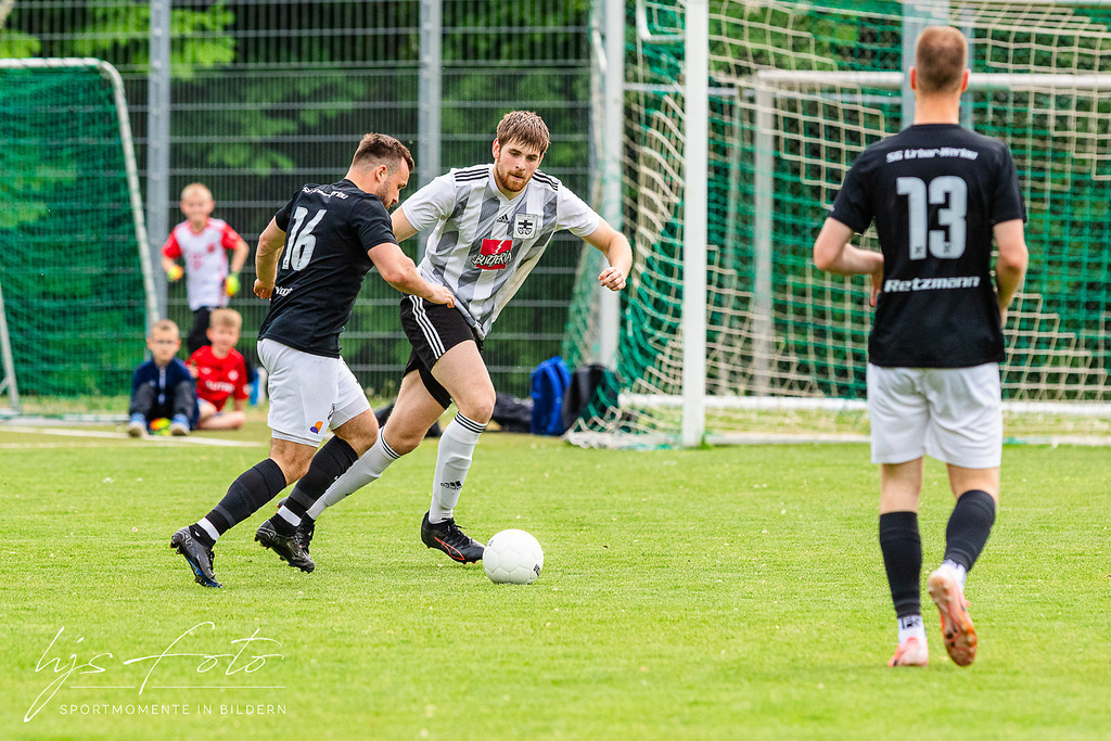 SV Waldesch - SG Urbar-1 | Sportfotografie Hermann-Josef Stoffel - Realisiert mit Pictrs.com