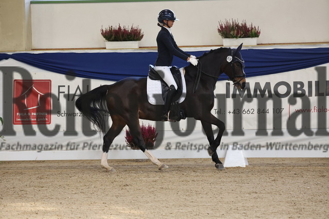 Ising_2025_Prfg.Nr.20_Pony-Dressurprfg.Kl.L_Kür_Sophia Letizia Perez Batista_Hancock (4) | Alle Fotos der Reiterjournal Fotografin Doris Matthaes im Reiterjournal Online-Fotoshop. - Realisiert mit Pictrs.com