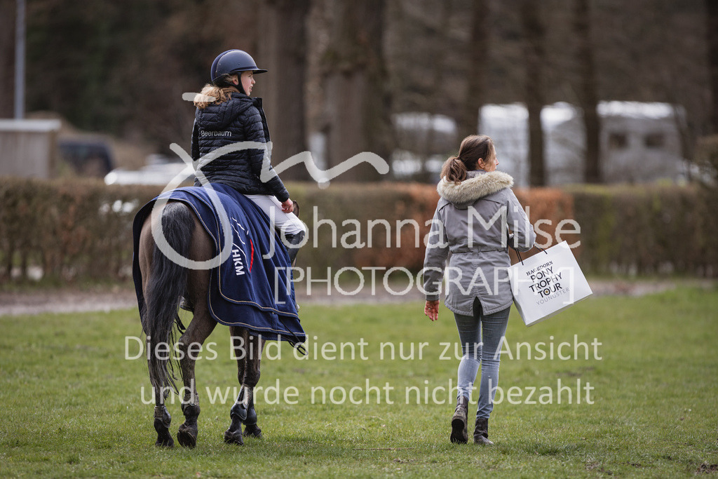 230402_MünsterHandorf_PonyTrophy-384 | Deine schönsten Turniermomente als professionelle Fotos! Entdecke hochwertige Pferdesport-Fotografie im Online-Shop. Jetzt Fotos finden & bestellen!