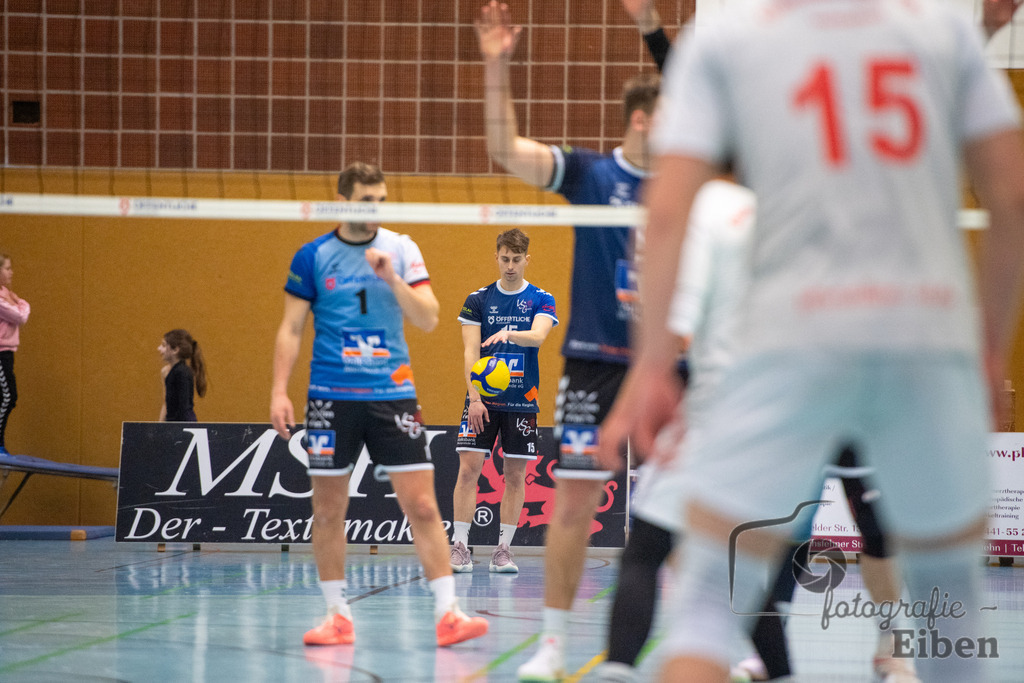 VSG Ammerland-Oldenburger TB | Regionalliga; VSG Ammerland (blau)-Oldenburger TB (weiß) am 18.01.2025 in Bad Zwischenahn (Sporthalle Schilldestraße ), Photo: Philip Eiben 2025 - Realisiert mit Pictrs.com