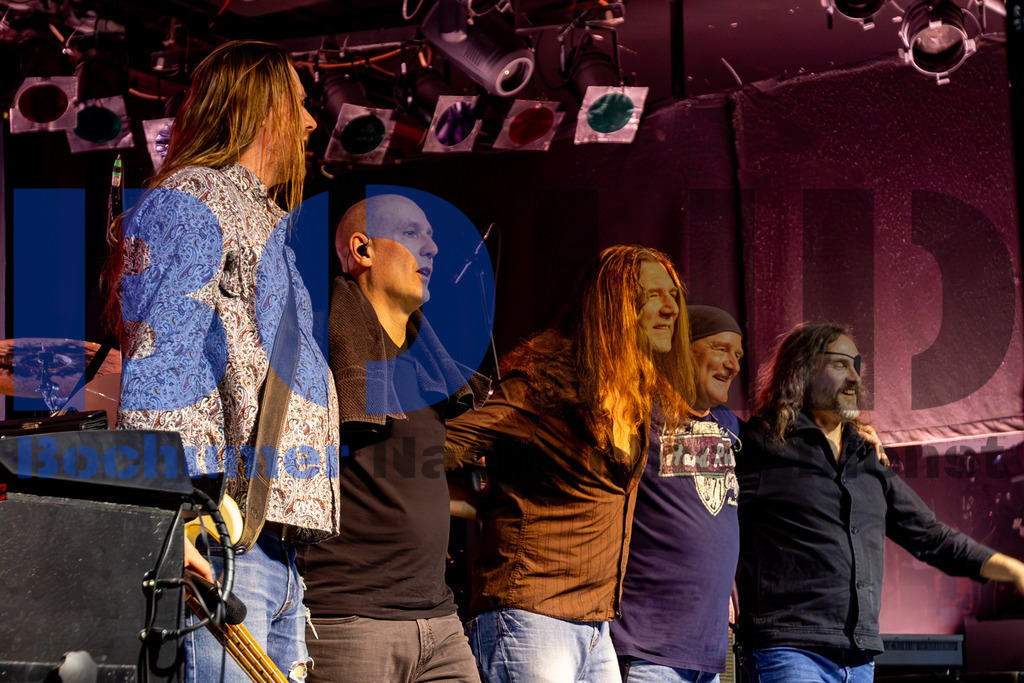 SES_NURPUR20250102-69 | bond - Realisiert mit Pictrs.com