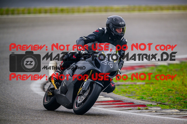 MaZZes_FotoMatrix_240519_6007705_6600 | Fotograf Mathias Schmid
Sportfotograf,
Eventfotograf,
Hochzeitsfotograf,
Portraitfotograf